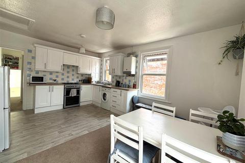2 bedroom flat for sale, 52 Quantock Road, Weston-Super-Mare BS23