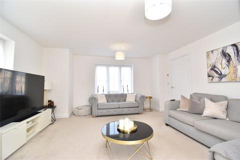 3 bedroom detached house to rent, Rosa Road, Elmstead, Colchester, CO7