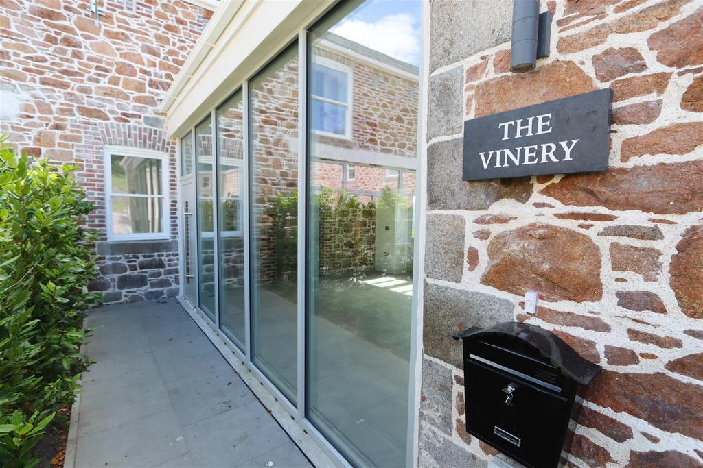 The vinery entrance edit 2.jpg