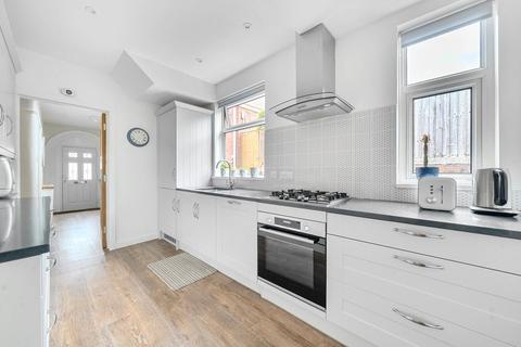 25 Feltrim Avenue, Exeter, EX2 4RP