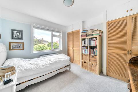 25 Feltrim Avenue, Exeter, EX2 4RP