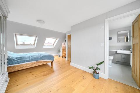 25 Feltrim Avenue, Exeter, EX2 4RP