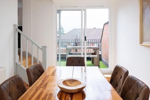 66 Raymond Road, London, SW19 4AL