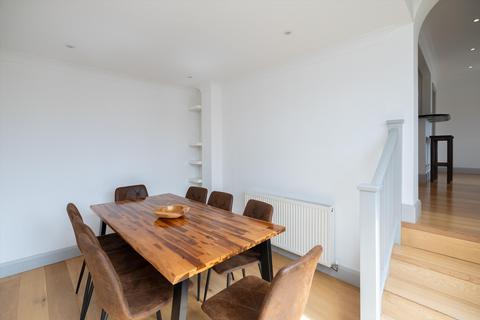 66 Raymond Road, London, SW19 4AL