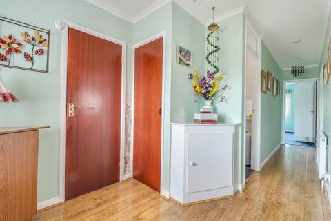17 Chadacre Road, Southend-on-sea, SS1 3QX