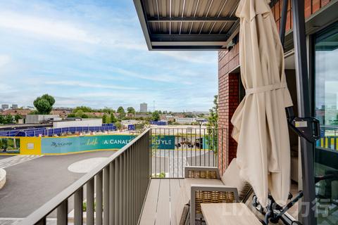 2 bedroom apartment for sale, Beresford Avenue, Wembley, HA0 1BE