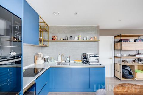 2 bedroom apartment for sale, Beresford Avenue, Wembley, HA0 1BE