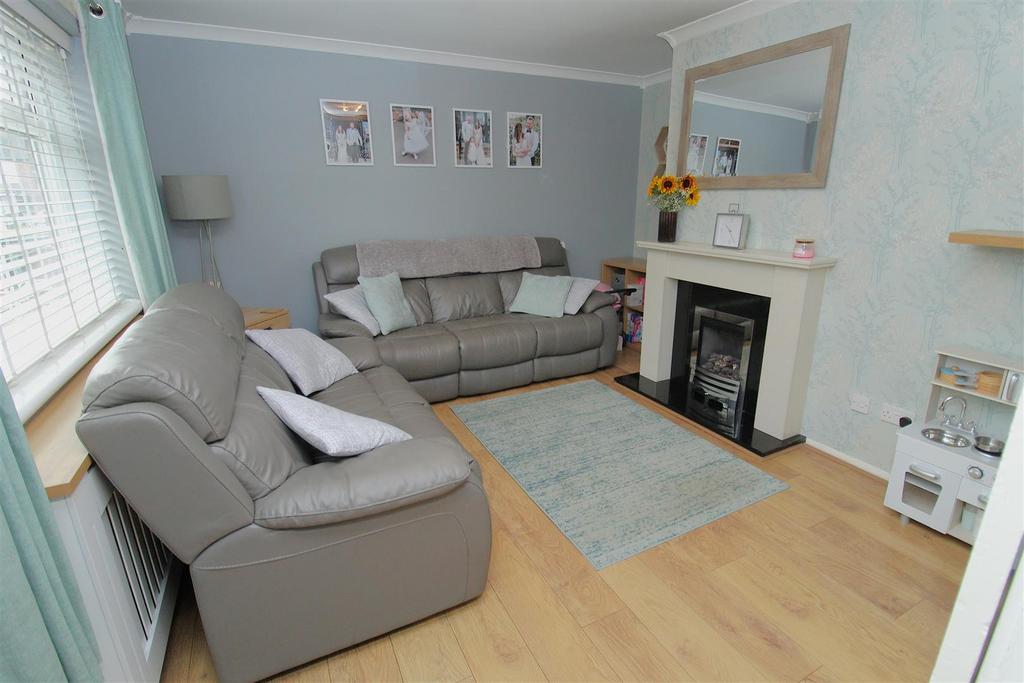 Lounge2.JPG