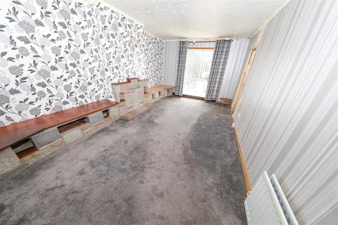 15 Adrian Road, Glenrothes, KY7 4LP