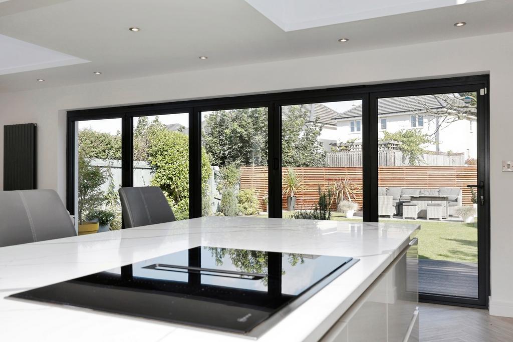 Kitch/Fam/Dining