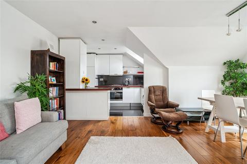 2 bedroom apartment for sale, St. James's Drive, SW12