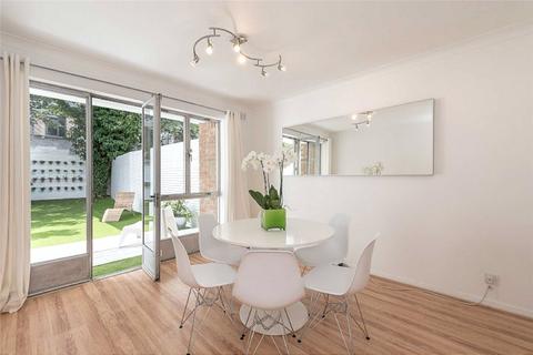 undefined, Avenue Road, St Johns Wood, London, NW8