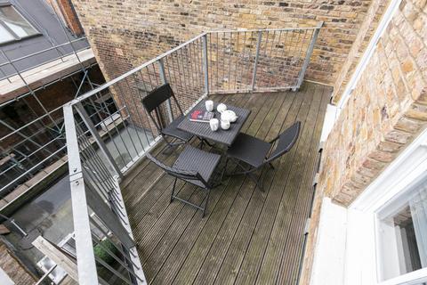 1 bedroom apartment to rent, Rathbone Place