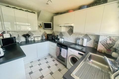 Meini Tirion, Bridgend, CF31