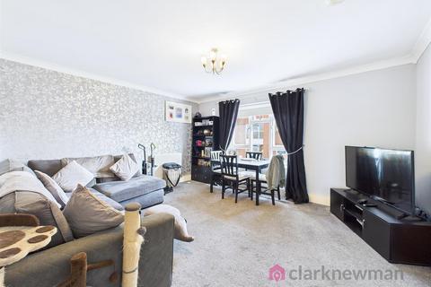 2 bedroom apartment for sale, Mallows Green, Harlow CM19