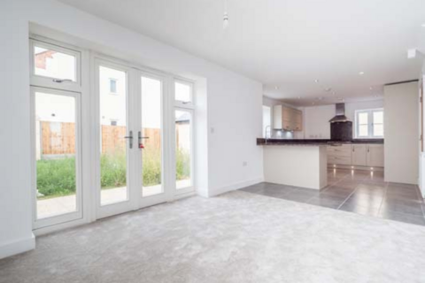 5 bedroom detached house for sale, Plot 281/282, Broadstone at Williams Park, London Road NR18