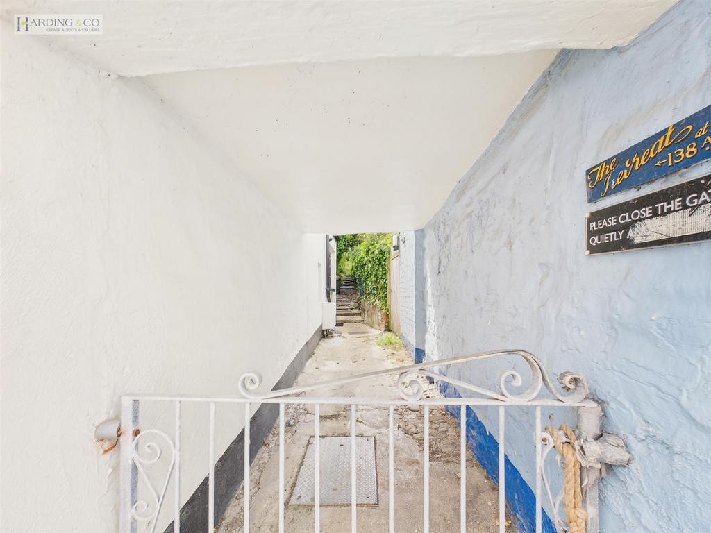Path to garden