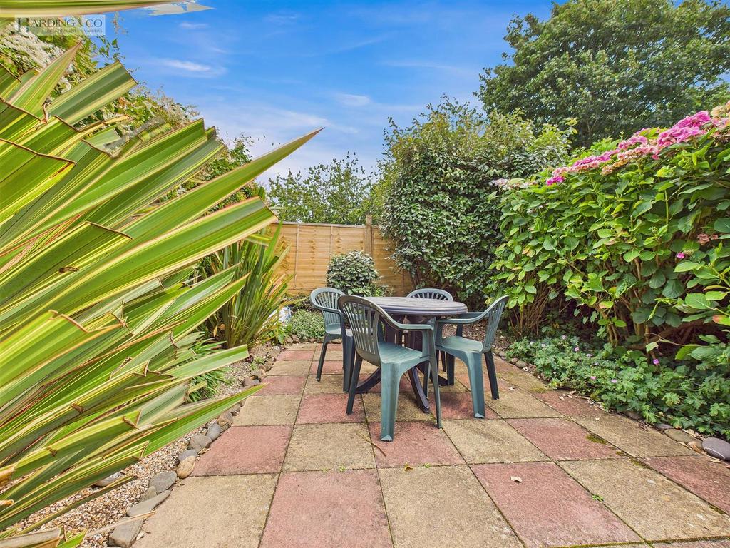 Garden .4
