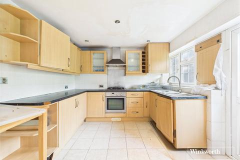 4 bedroom semi-detached house for sale, Mallard Way, London NW9