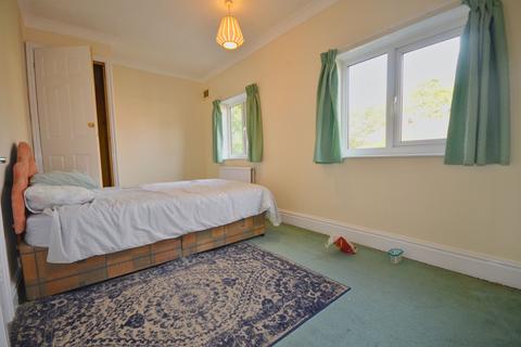 13 Fineshade Grove, Corby, NN17 1HR
