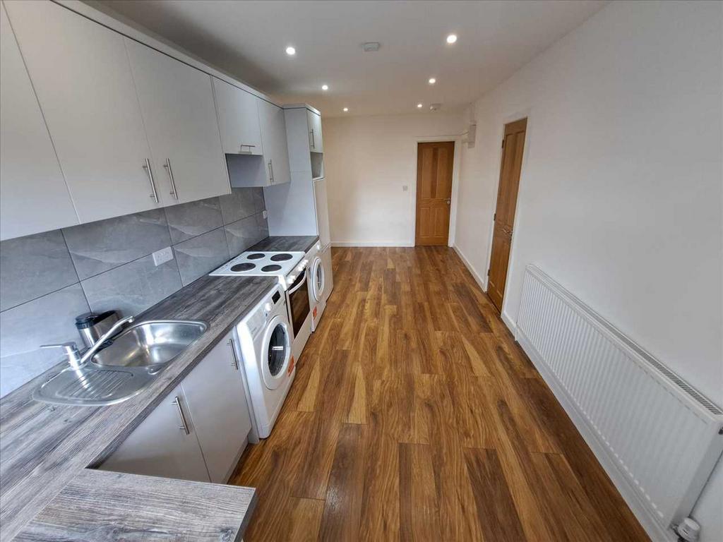 2nd Kitchen on