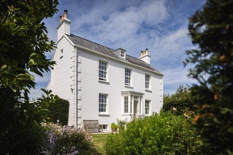 5 bedroom detached house for sale, La Ruette Du Coin Varin, St. Peter, Jersey