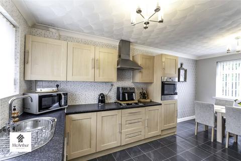 4 Clark Avenue, Edlington, Doncaster, DN12 1HL