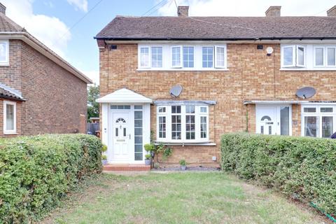 11 Nare Road, Aveley, South Ockendon, RM15 4RB