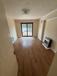 2 bedroom house to rent, Engaine Drive, Shenley Church End MK5