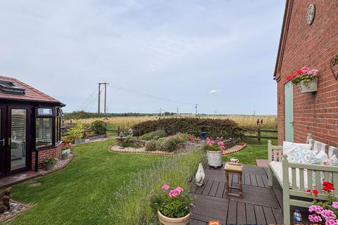 3 bedroom semi-detached house for sale, Elm Tree Rise, 5 NG22