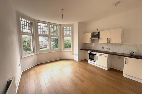 1 bedroom flat to rent, Glenfield Road, Leicester LE3