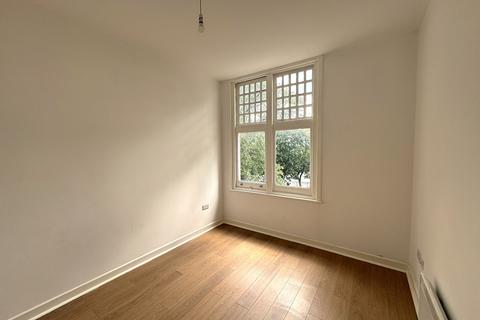 1 bedroom flat to rent, Glenfield Road, Leicester LE3