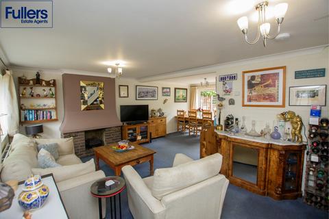 3 bedroom semi-detached house for sale, Monks Road, Enfield EN2