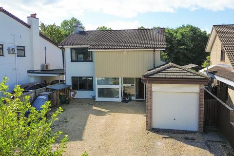 undefined, The Alders, Llanyravon, NP44