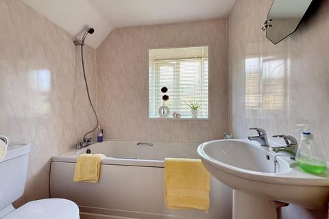 2 bedroom detached house for sale, Park Road, Nailsworth, GL6 0HS