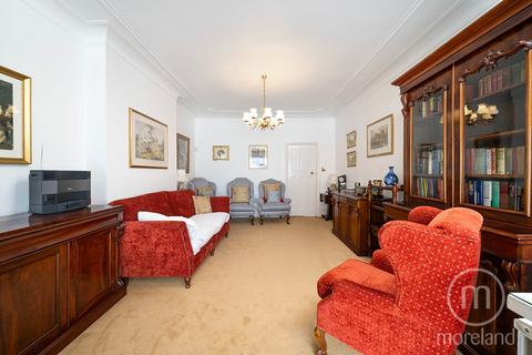 undefined, The Ridgeway, London NW11