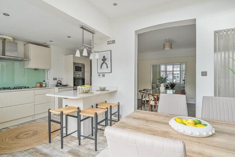 undefined, Camberley Avenue, Raynes Park, London, SW20