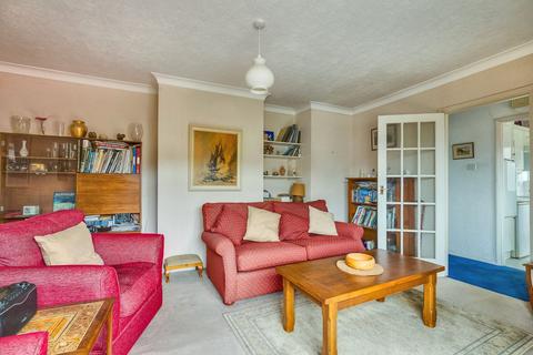 18 New Close, Knebworth, SG3 6NU