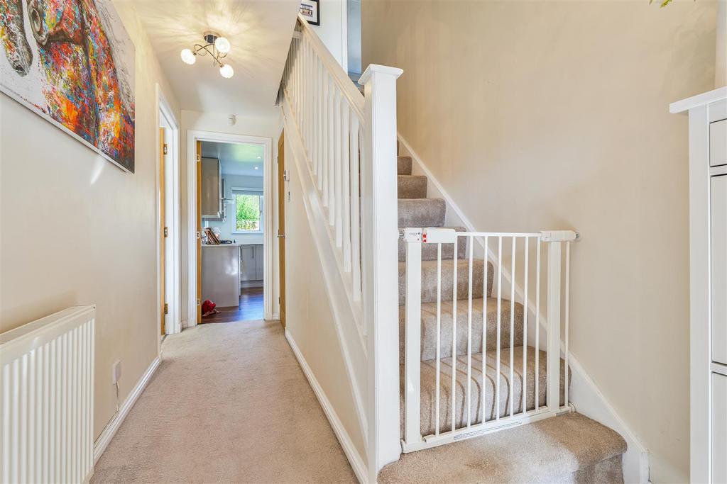 3- Hallway.jpg