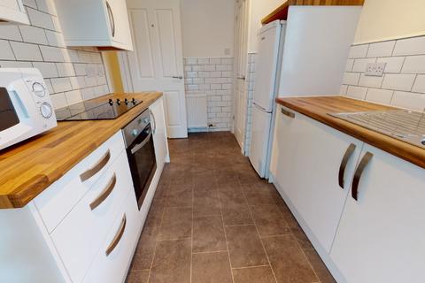 2 bedroom bungalow to rent, West Craigs Avenue, Maybury, Edinburgh, EH12