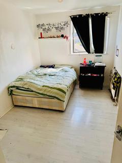 2 bedroom flat for sale, Erwood Road, London SE7