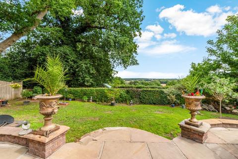 3 bedroom detached house for sale, Hogscross Lane, Chipstead, Coulsdon