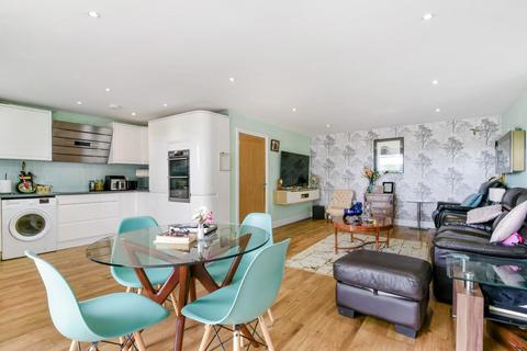 3 bedroom detached house for sale, Hogscross Lane, Chipstead, Coulsdon