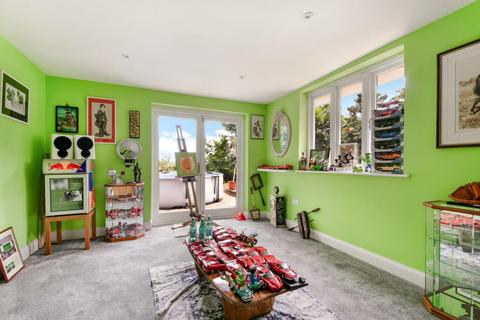 3 bedroom detached house for sale, Hogscross Lane, Chipstead, Coulsdon