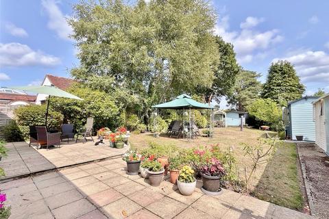 undefined, Woodlinken Drive, Verwood, Dorset, BH31