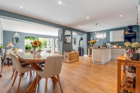 5 bedroom detached house for sale, Southchurch Boulevard, Southend-on-Sea SS2