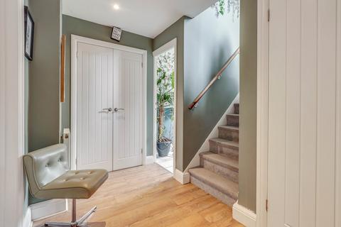 5 bedroom detached house for sale, Southchurch Boulevard, Southend-on-Sea SS2