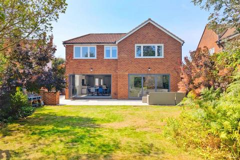 5 bedroom detached house for sale, Highlands Lane, Chalfont St Peter SL9