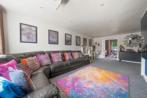 22 Egglestone Close, Ipswich, IP2 9SR