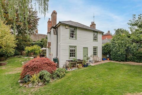 5 bedroom detached house for sale, Hogbens Hill, Selling, ME13